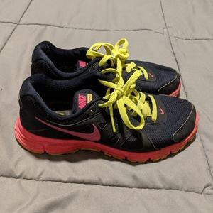 nike revolution 2 womens junk